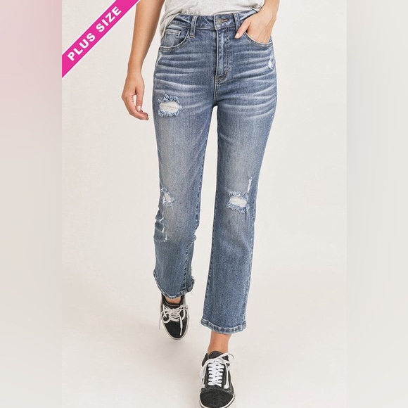 Risen High Rise Curvy Jean - Picture 2 of 4